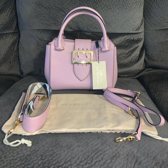 Burberry small buckle tote - Picture 2 of 8